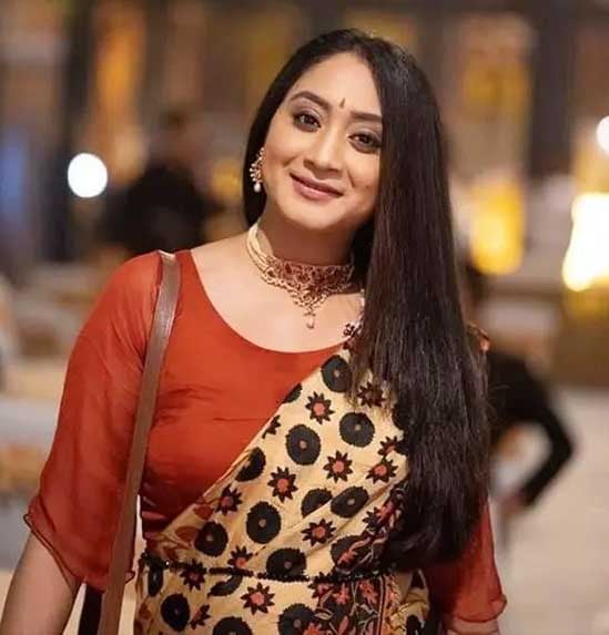 প্রকাশ্যে ক্ষমা চাইতে অভিনেত্রী স্বাগতাকে লিগ্যাল নোটিশ