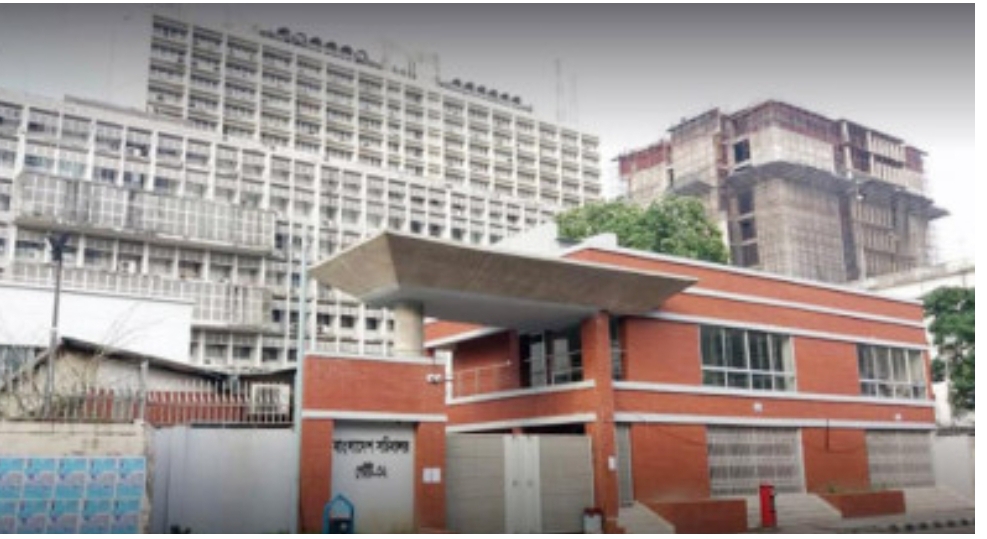 সচিবালয়ে ঢুকতে পারবেন না সাংবাদিকরাও