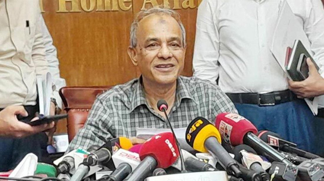 বিজিবির জন্য কেনা হচ্ছে সাউন্ড গ্রেনেড ও টিয়ারশেল: স্বরাষ্ট্র উপদেষ্টা