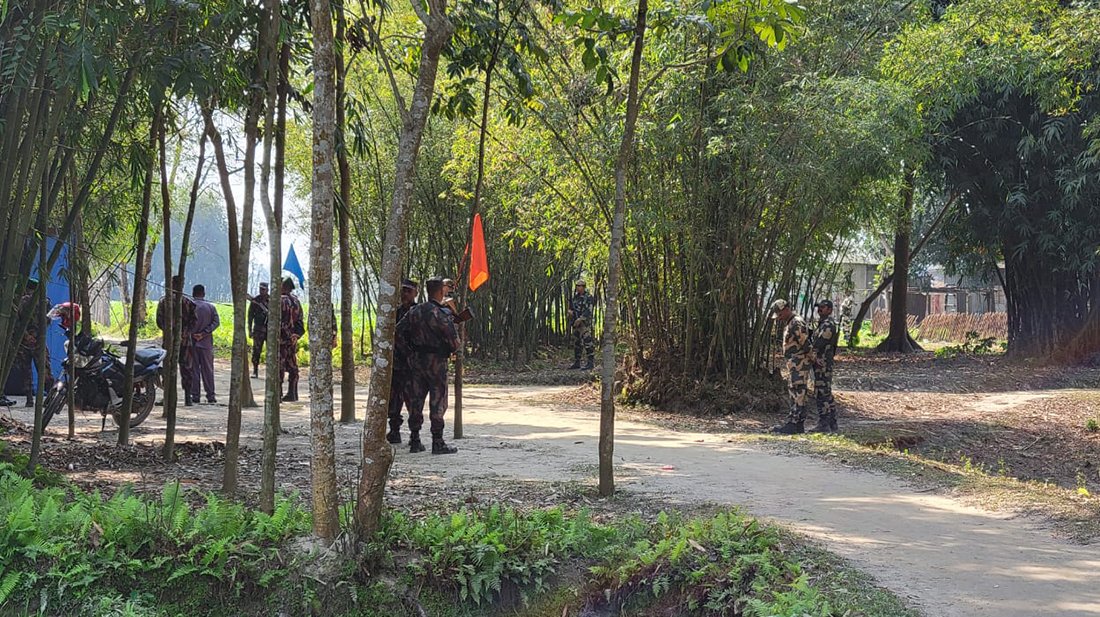 বাংলাদেশে ঢুকে পাঁচ নাগরিককে মারধর: পতাকা বৈঠকে বিএসএফের দুঃখপ্রকাশ