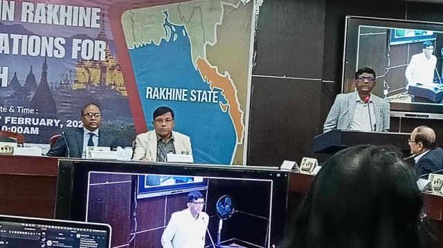 রোহিঙ্গা সংকট সমাধানে দক্ষ কূটনীতি অনুসরণ করতে হবে