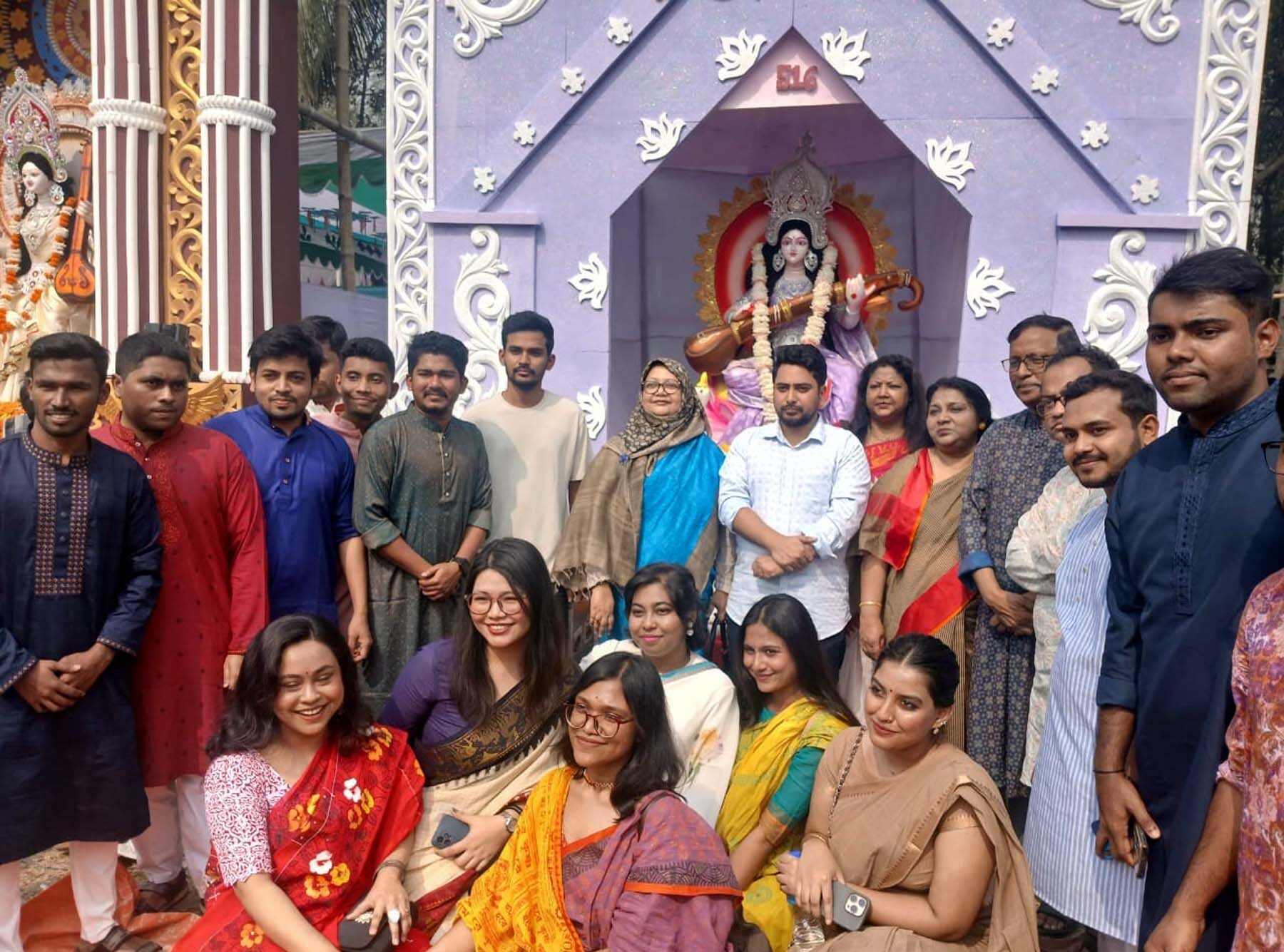 তিতুমীর শিক্ষার্থীদের ধৈর্য ধরতে হবে