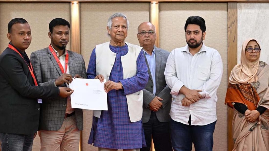 আহত ও শহীদ পরিবারকে রাষ্ট্রীয়ভাবে আর্থিক সহায়তা দেওয়া শুরু