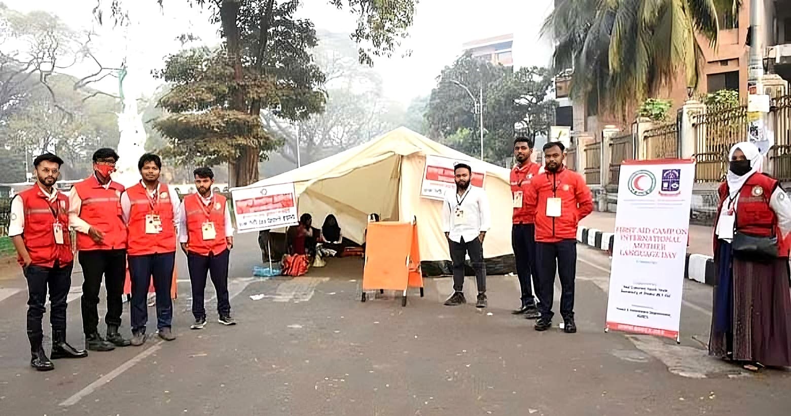 জাতীয় শহীদ মিনারে রেড ক্রিসেন্টের প্রাথমিক চিকিৎসা সেবা