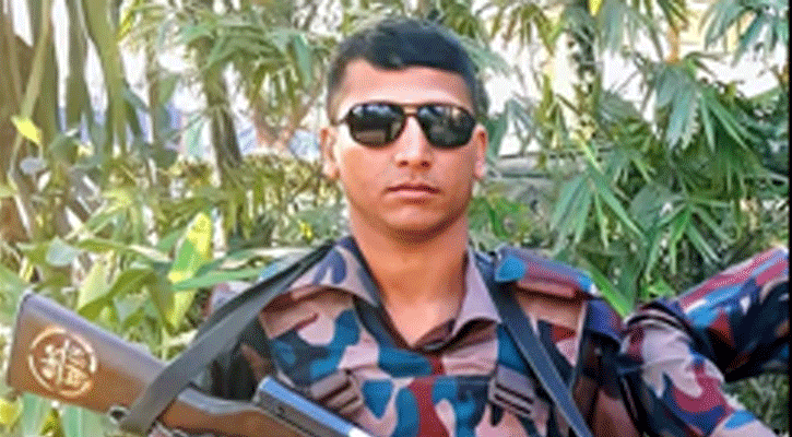 সাগরে ৩০ ঘণ্টা পর মিলল নিখোঁজ বিজিবি সদস্যের মরদেহ