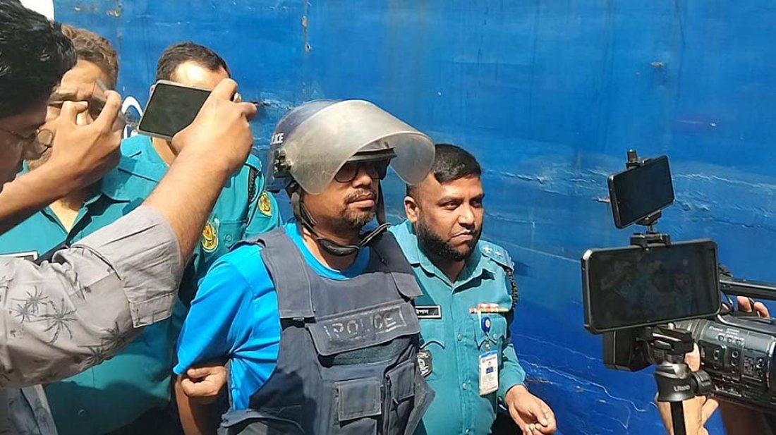 কথা বললে মামলার সংখ্যা বাড়ে, অভিযোগ পলকের