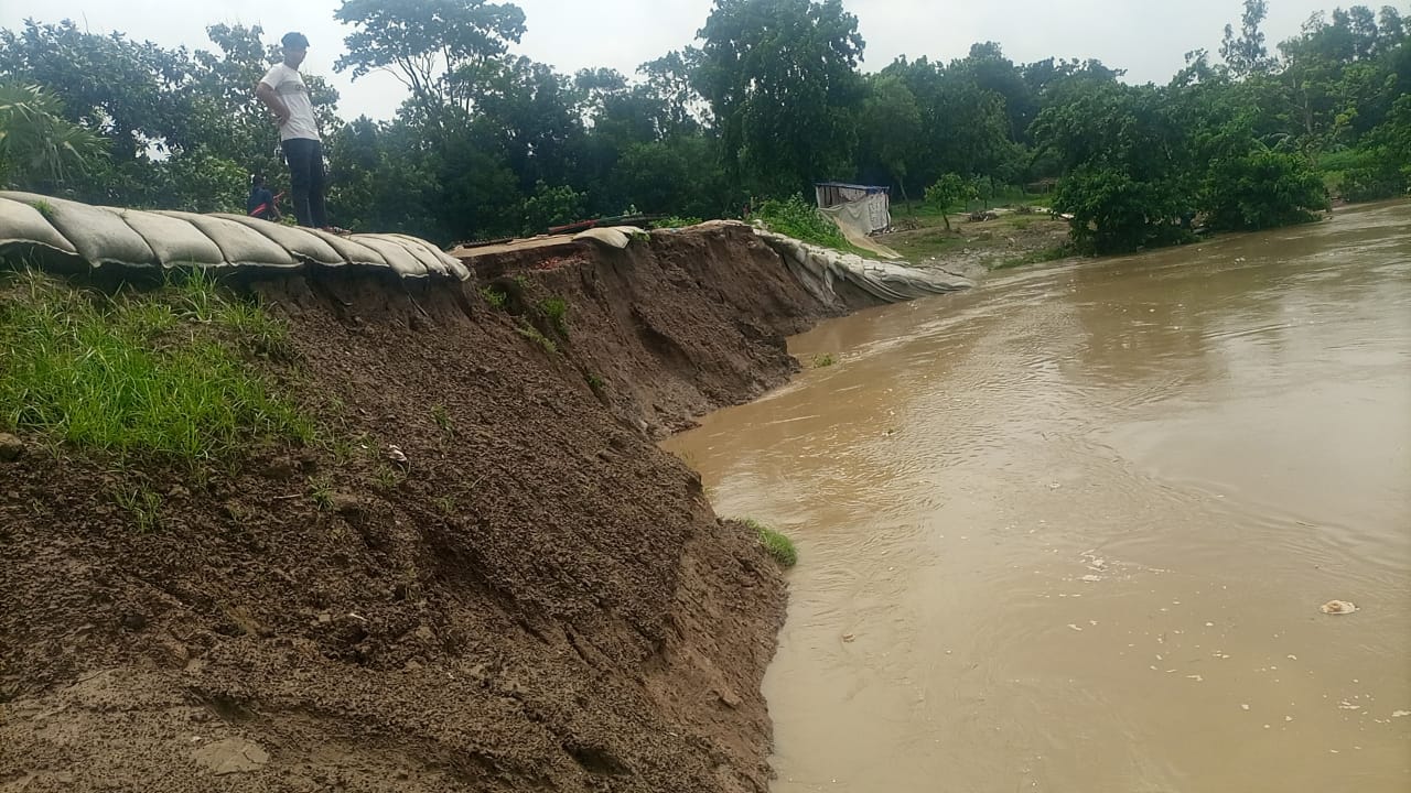 পাহারি ঢলে খোয়াই নদীসহ জেলার বিভিন্ন নদনদী পানি ক্রমাগত ভাবে বৃদ্ধি