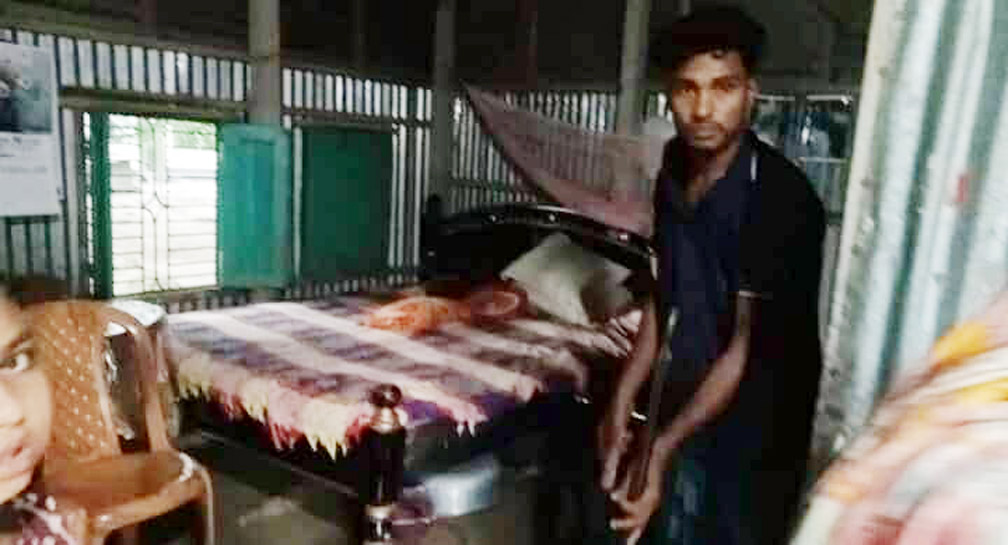 মাদারগঞ্জে দীর্ঘ ৩০ বছর পর ভয়াবহ ডাকাতি, আহত ১ জামালপুর হাসপাতালে চিকিৎসাধীন 