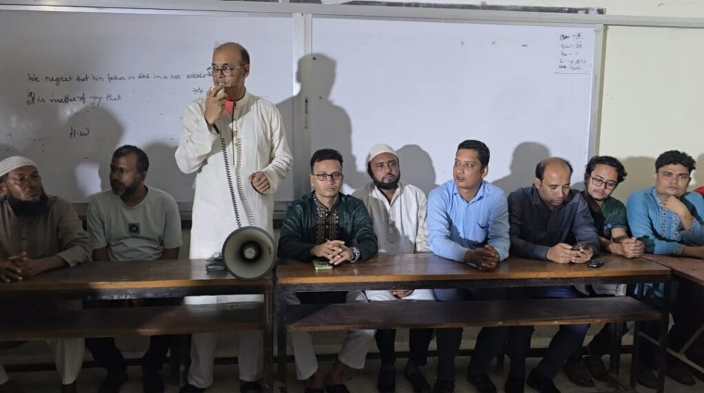 ফরিদগঞ্জে জুলাই বিপ্লবের শহীদদের স্মরণে দোয়া ও আলোচনা