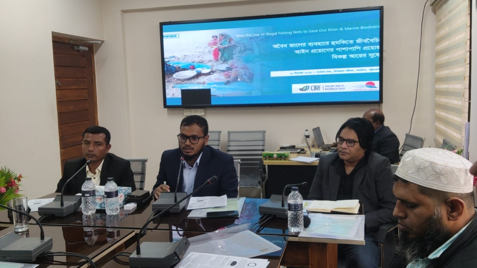 উপকূলে অবৈধ জালের দাপটে বিপন্ন জীববৈচিত্র্য, মহাজনের ঋণে জিম্মি ৭৬ শতাংশ জেলে