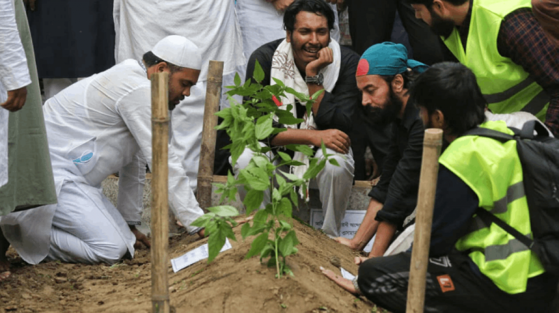 অশ্রুসিক্ত ভালোবাসায় চিরবিদায় নিলেন হাদি