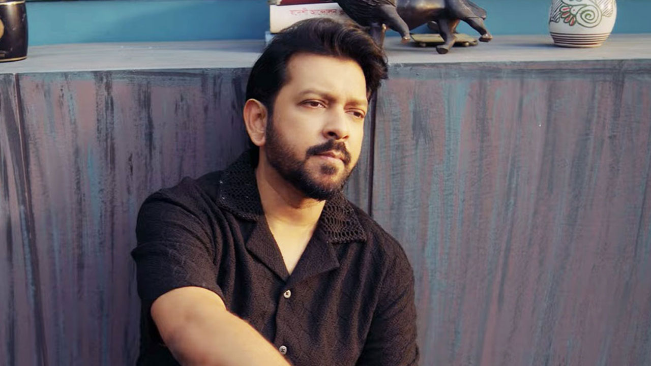 যেভাবে সময় কাটছে তাহসানের