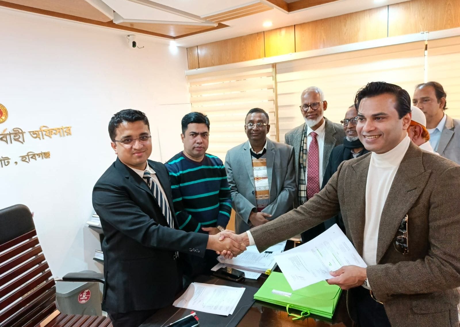 চুনারুঘাট-মাধবপুর- ৪ আসনে ধানের শীষ প্রার্থী সৈয়দ মোহাম্মদ ফয়সল এর পক্ষে মনোনয়নপত্র দাখিল
