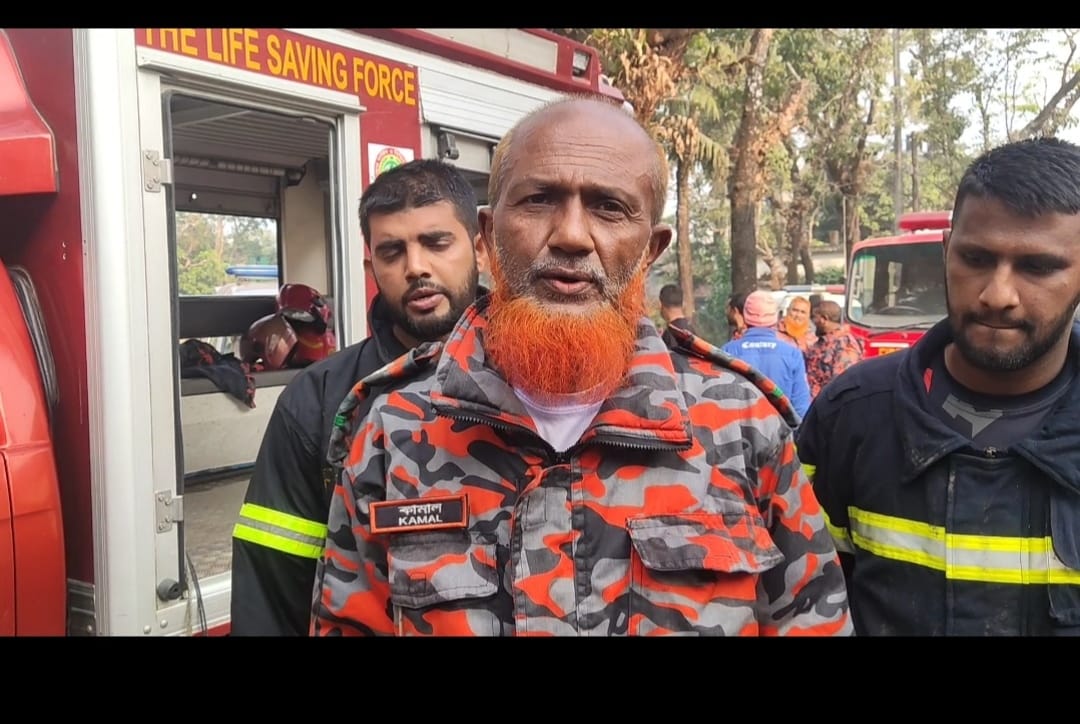 গলাচিপা স্বাস্থ্য কমপ্লেক্সের স্টোর রুমে ভোর রাতে আগুন, ১ ঘণ্টার চেষ্টায় নিয়ন্ত্রণে