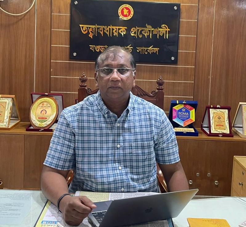 গণপূর্তের তত্ত্বাবধায়ক প্রকৌশলী ফ্যাসিবাদের দোসর দুর্নীতিবাজ টিপু মুন্সির ভায়রা আবু নাসের চৌধুরী