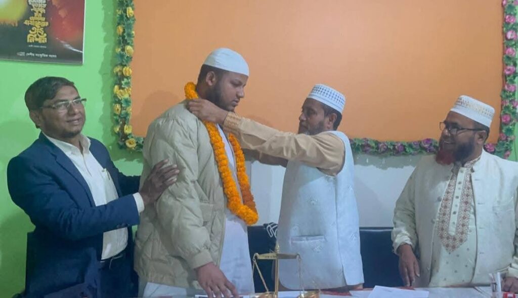 ইসলামী আন্দোলনের নেতার জামায়াতে যোগদান, মনোহরদীতে আলোড়ন