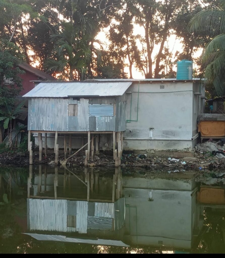 <span>রয়েছে নানা অভিযোগ / </span>উপজেলা আওয়ামী স্বেচ্ছাসেবক লীগের সদস্য কাইয়ুম মাহমুদ এখনো বেপরোয়া