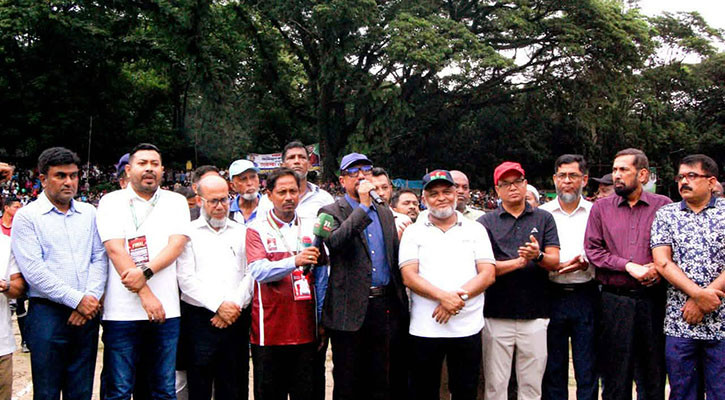 শহীদ রাষ্ট্রপতি জিয়াউর রহমান ক্রীড়াঙ্গনে গুরুত্বপূর্ণ অবদান রেখেছেন : সিটি মেয়র 