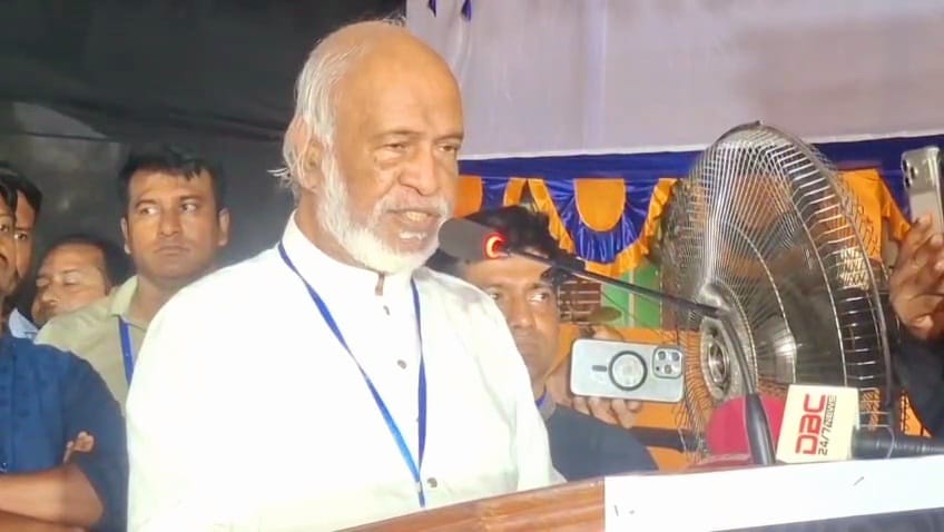 নিজেদের অধিকার নিজেরাই আদায় করতে হবে, কেউ এসে তা দিয়ে যাবে না
