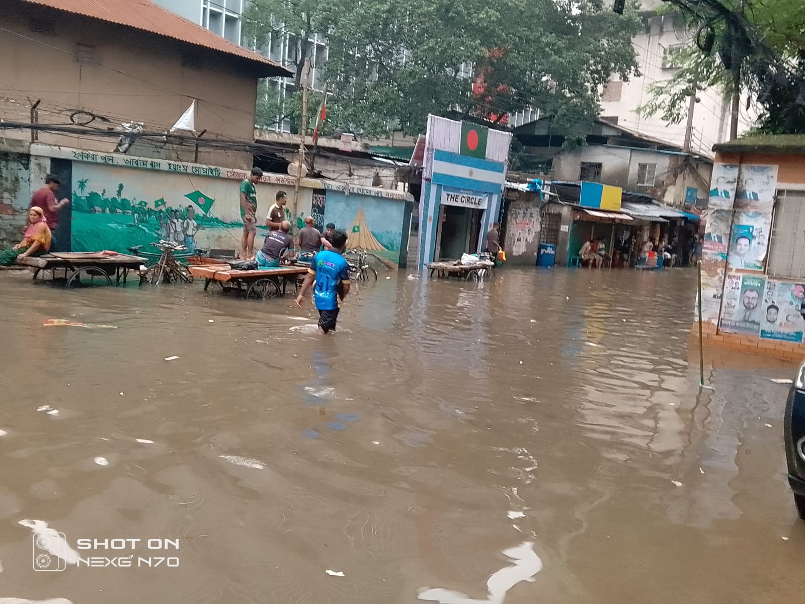 বৃষ্টির পর জলাবদ্ধতায় স্থবির আরামবাগের গাজী দস্তগির রোড, চরম ভোগান্তিতে নগরবাসী