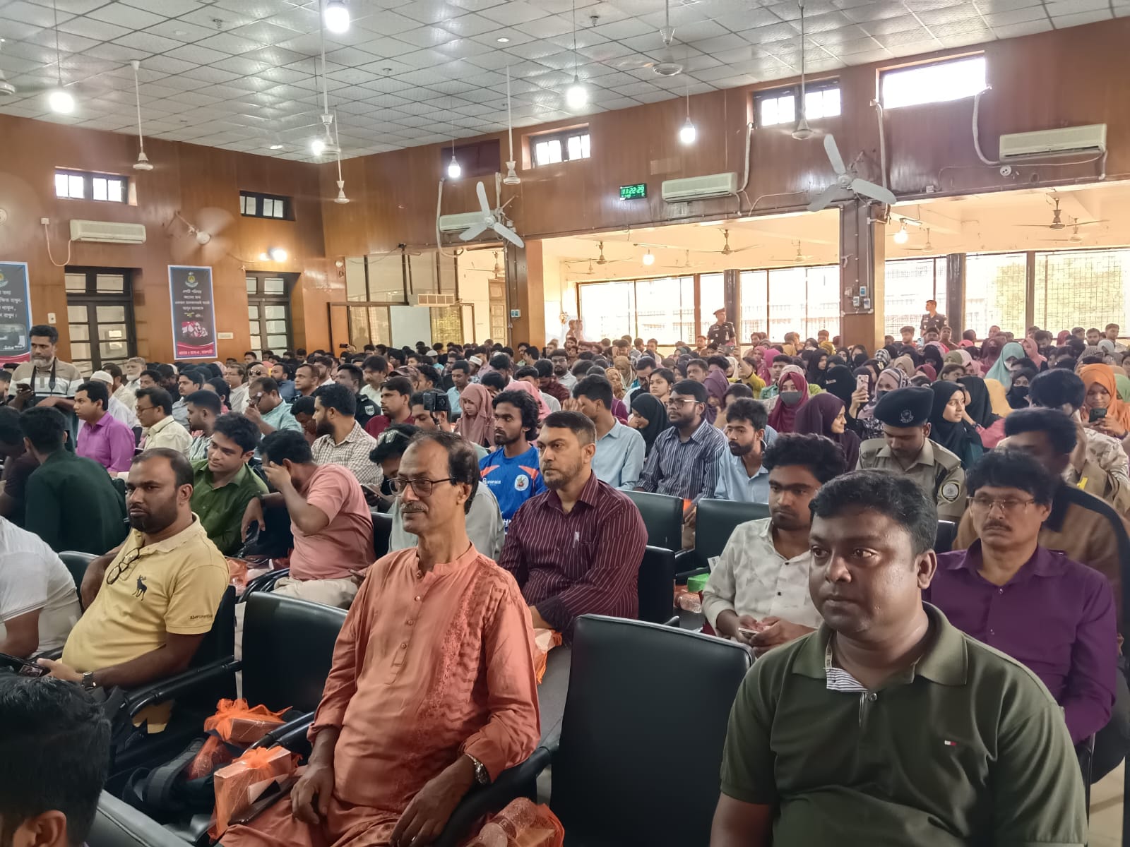 নিরাপদ রাজশাহী গঠনে জনসম্পৃক্ততার আহ্বান:র‍্যাব-৫-এর উদ্যোগে মাদকবিরোধী মুক্ত আলোচনা