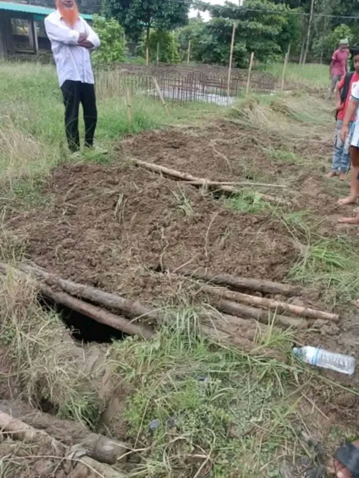 কালিয়াকৈরের কেন্দ্রীয় কবরস্থান থেকে ৬ মরদেহ চুরির অভিযোগ