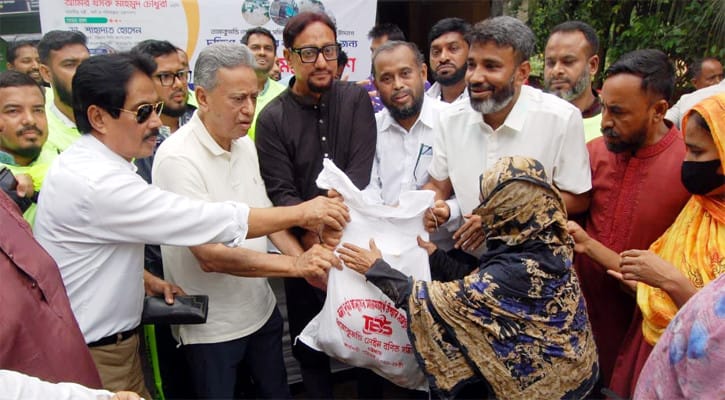 সরকারের লক্ষ্য ক্ষতিগ্রস্ত মানুষের পাশে থেকে ত্রাণ ও পুনর্বাসন কার্যক্রম সম্পন্ন করা : অর্থমন্ত্রী