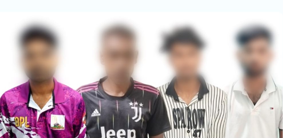 আরএমপির অভিযানে ৪ মাদক কারবারি গ্রেপ্তার
