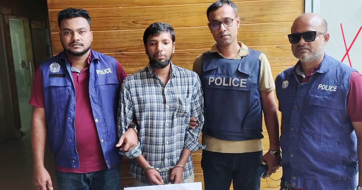 চট্টগ্রামে পারিবারিক কলহ ও মানসিক ক্ষোভ থেকেই বাবা-মাকে হত্যা করে সন্তান