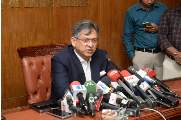 নকলমুক্ত ও মানসম্মত শিক্ষা নিশ্চিতে সরকার আপসহীন: স্বরাষ্ট্রমন্ত্রী