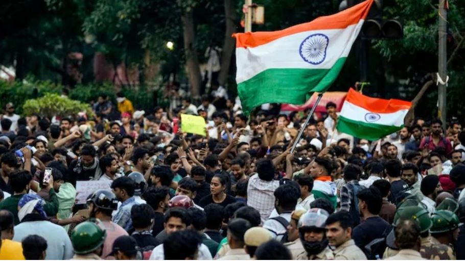 দিল্লির যন্তর মন্তরে চলা আন্দোলন  তুলে নেওয়ার ঘোষণা দিয়েছে ককরোচ
