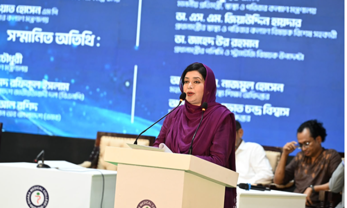চিকিৎসা পেশার প্রকৃত ভিত্তি মানবিকতা: জুবাইদা