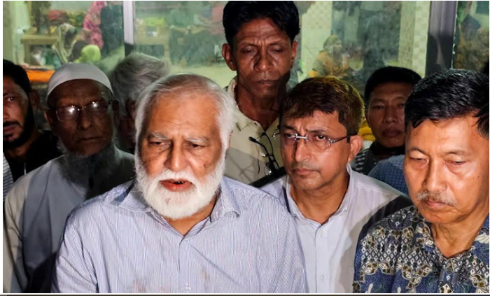 দুর্যোগ মোকাবেলায় সবাইকে একসাথে কাজ করতে হবে
