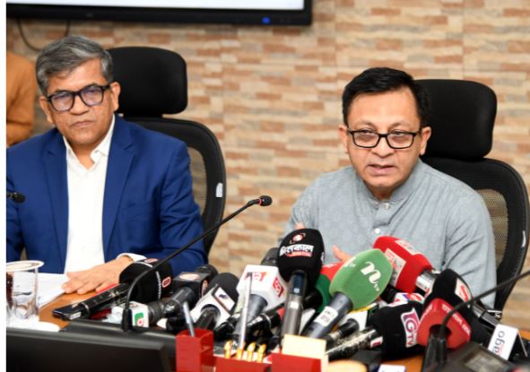 আন্তর্জাতিক বাজারের চ্যালেঞ্জ সত্ত্বেও রপ্তানি খাত ঘুরে দাঁড়ানোর  সম্ভাবনা তৈরি হয়েছে