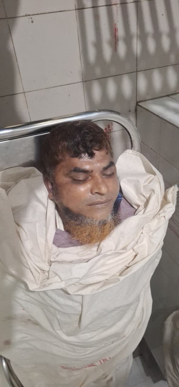 মাদকসেবী ভাতিজাকে তুলে আনতে গিয়ে চাচাকে পিটিয়ে হত্যা