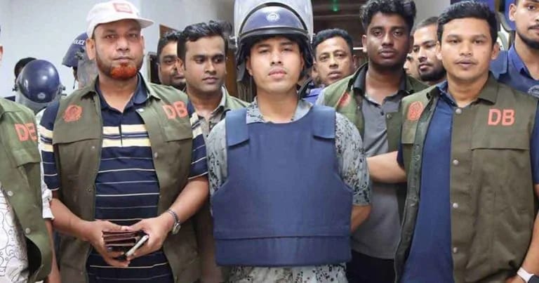 চট্টগ্রামে চাঁদাবাজির মামলায় শীর্ষ সন্ত্রাসী ডেভিড ইমনের ৫ দিনের রিমান্ড মঞ্জুর