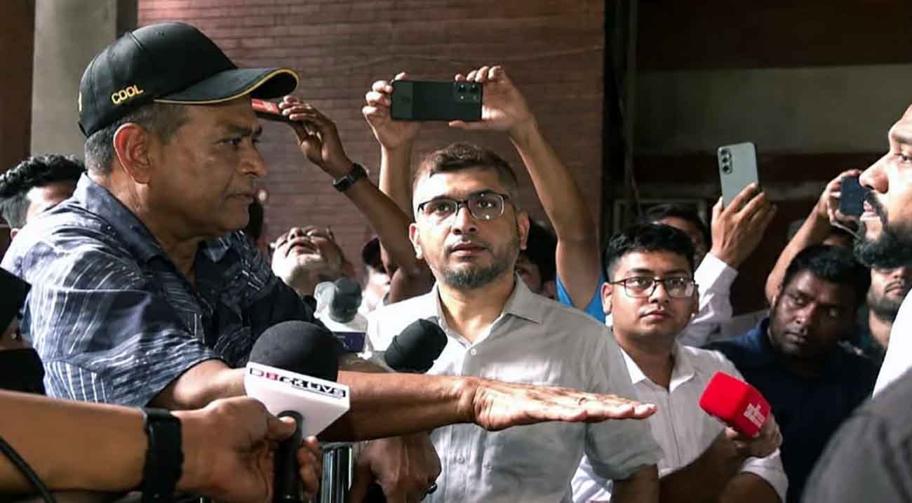 চট্টগ্রামের কয়েকটি হাসপাতালের পার্কিংয়ে ক্যান্টিন ও ওষুধের দোকান হুঁশিয়ারি সিডিএ’র