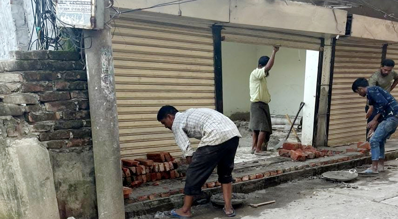 চট্টগ্রামে আবাসিকের অনুমোদন নিয়ে বাণিজ্যিক ভবন নির্মান করার অভিযোগ