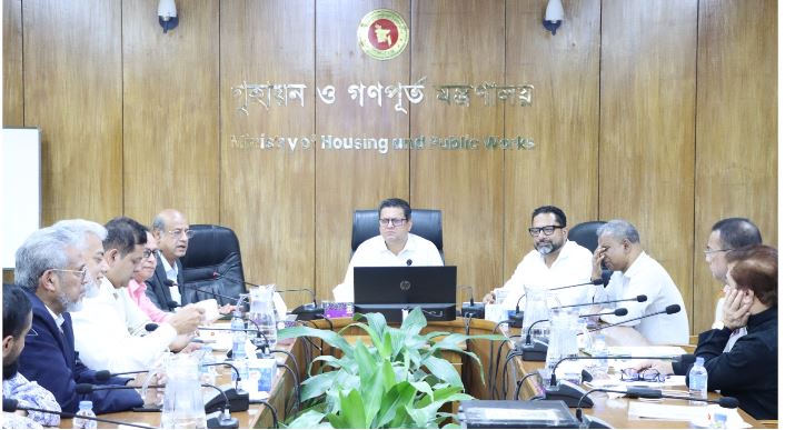 কেউ যেন অনুমোদিত নকশার বাইরে ভবন নির্মাণ করতে না পারে, তা নিশ্চিত করা হবে: গৃহায়ন মন্ত্রী