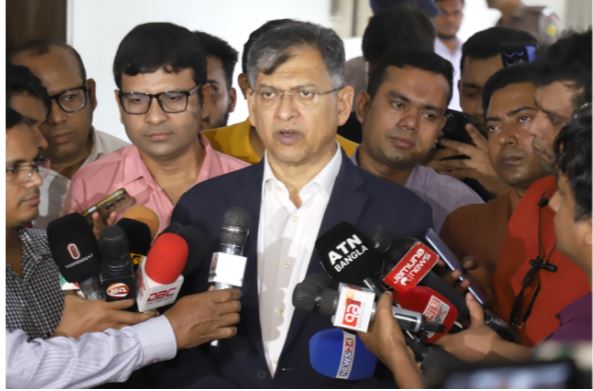 দেশে সার্বিক আইনশৃঙ্খলা পরিস্থিতি সম্পূর্ণ নিয়ন্ত্রণে রয়েছে: স্বরাষ্ট্রমন্ত্রী
