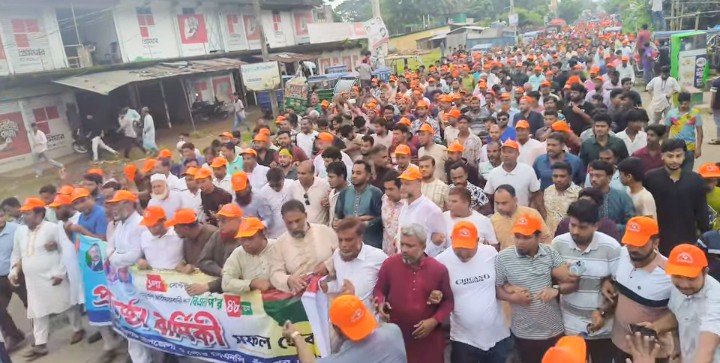 ‎‘ফরিদগঞ্জ বিএনপিকে ঐক্যবদ্ধ করাই আমার মূল লক্ষ্য’ — মোতাহার হোসেন পাটওয়ারী ‎বর্ণাঢ্য আয়োজনে ফরিদগঞ্জে বিএনপির ৪৮তম প্রতিষ্ঠাবার্ষিকী উদযাপন