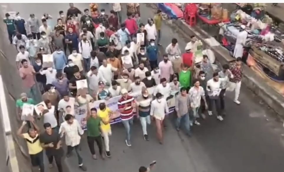 কালিয়াকৈরে ঢাকা-টাঙ্গাইল মহাসড়কে নিষিদ্ধ ঘোষিত ছাত্রলীগ-যুবলীগের ঝটিকা মিছিল