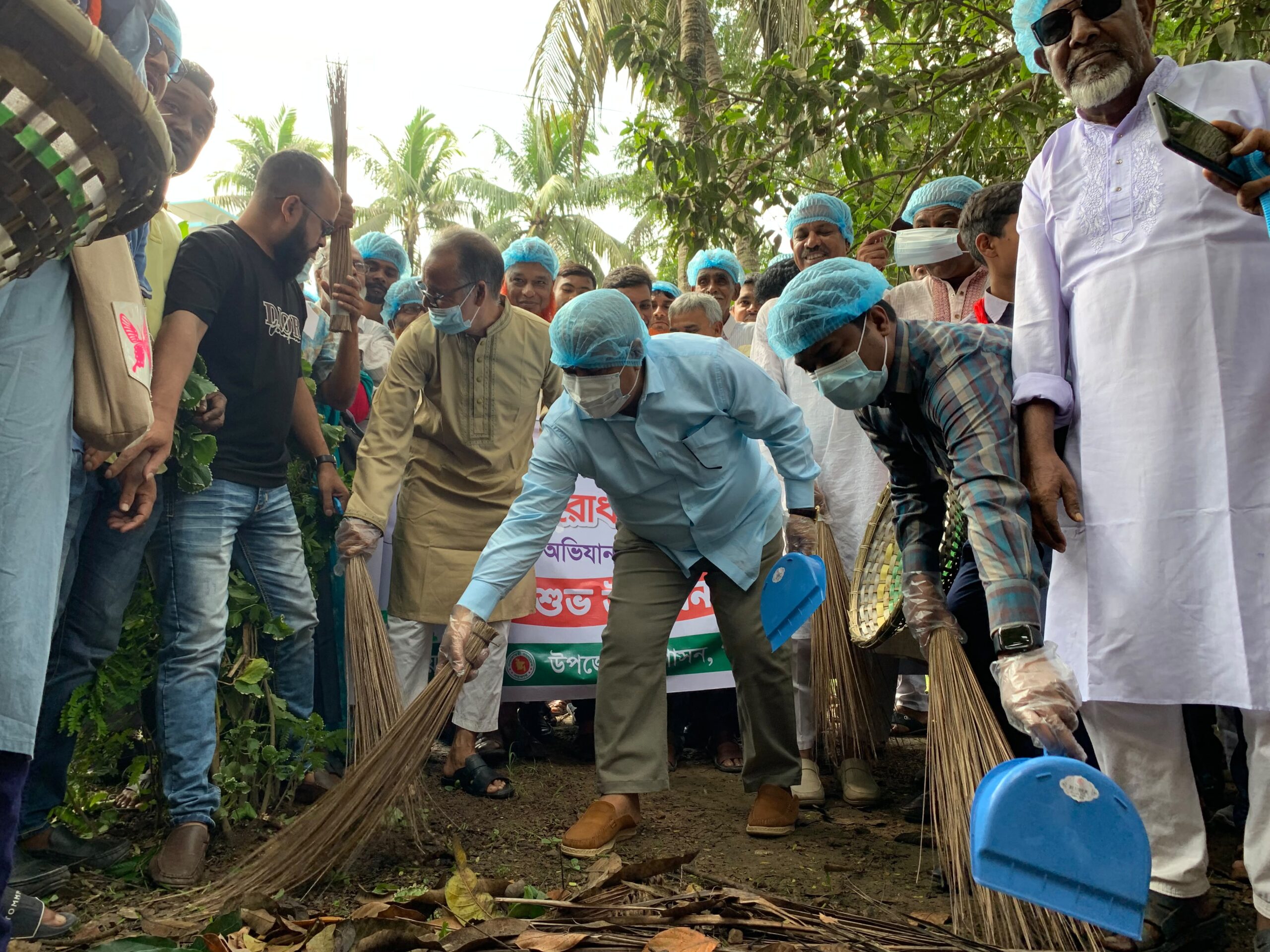 রাজশাহীতে ডেঙ্গু প্রতিরোধে দেশব্যাপী ৩ মাসের পরিচ্ছন্নতা অভিযান শুরু উদ্বোধন করলেন প্রধানমন্ত্রী তারেক রহমান