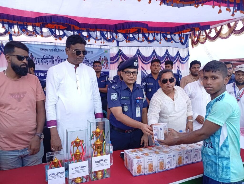 গলাচিপায় প্রথম কমিউনিটি পুলিশ কাবাডি প্রতিযোগিতা