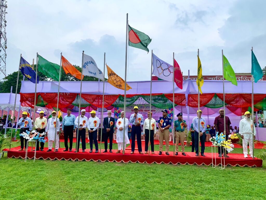 ৫৩তম গ্রীষ্মকালীন ক্রীড়া প্রতিযোগিতার বর্ণাঢ্য উদ্বোধন রাজশাহীতে  শিক্ষার্থীদের মনোজ্ঞ ডিসপ্লে, তৃণমূল থেকে প্রতিভা খুঁজে আনার আশা