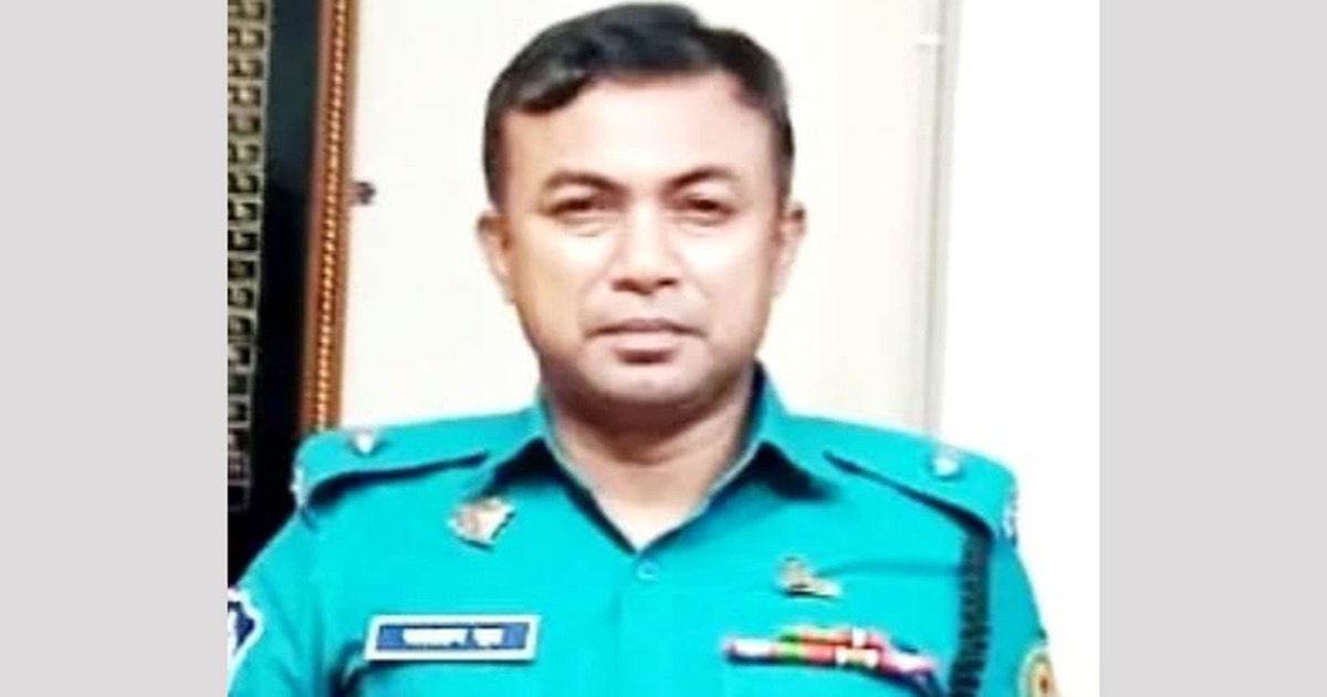 চট্টগ্রামে তিনমাসের মাথায় সিএমপি থেকে ডিএমপিতে বদলি হলেন ওসি কোতোয়ালি