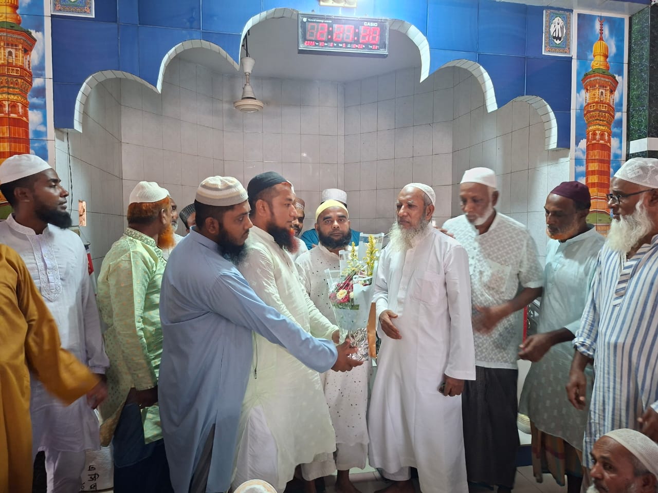 যশোরে শ্রদ্ধা ও ভালোবাসায় ইমাম-খতিব মাও. আবু বকর সিদ্দিক কাসেমীর বিদায়