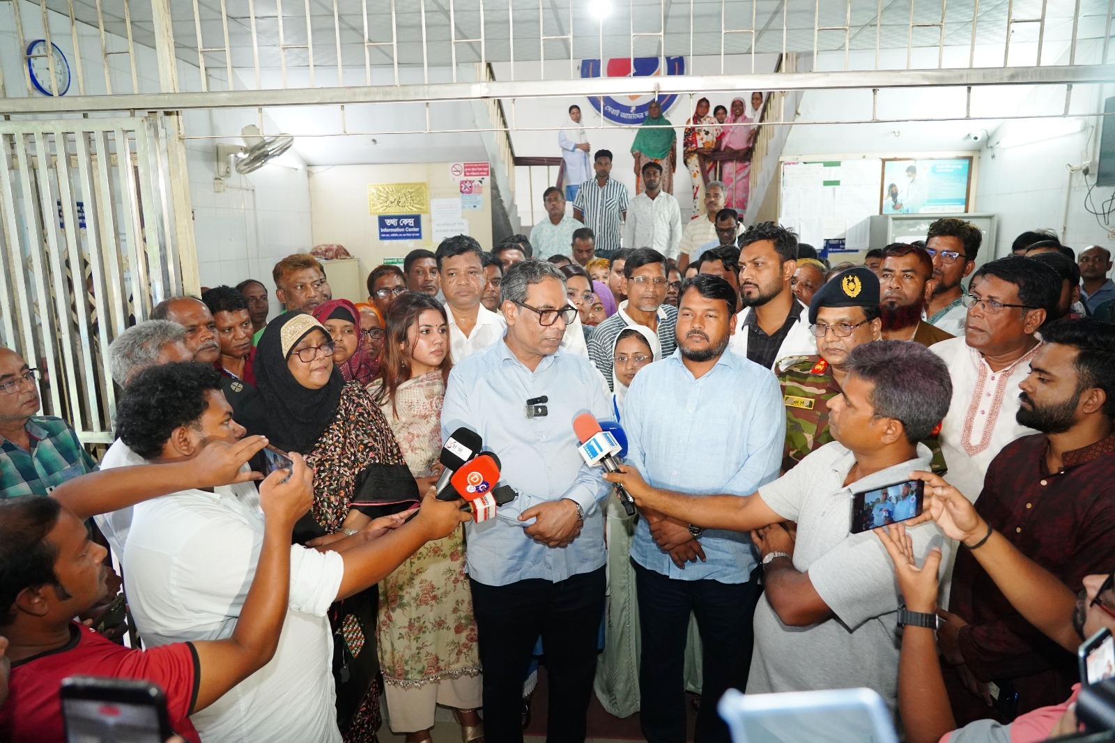 রাসিক পরিচালিত সিটি হাসপাতাল পরিদর্শনে স্বাস্থ্য প্রতিমন্ত্রী  অত্যাধুনিক হাসপাতাল হিসেবে গড়ে তোলার আশ্বাস