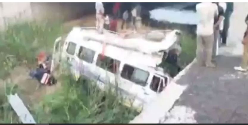 ভারতের রাজস্থানে বাস খাদে পড়ে নিহত ৮